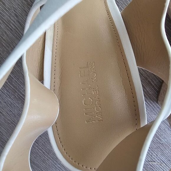 Michael Kors Kaylee Wedge Sandals White Leather – Size 9.5 – Optic White Stylish - Picture 3 of 5